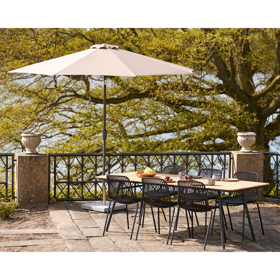 Houston Parasol - Parasol with crank and tilt, metal pole, sand, ø300 cm