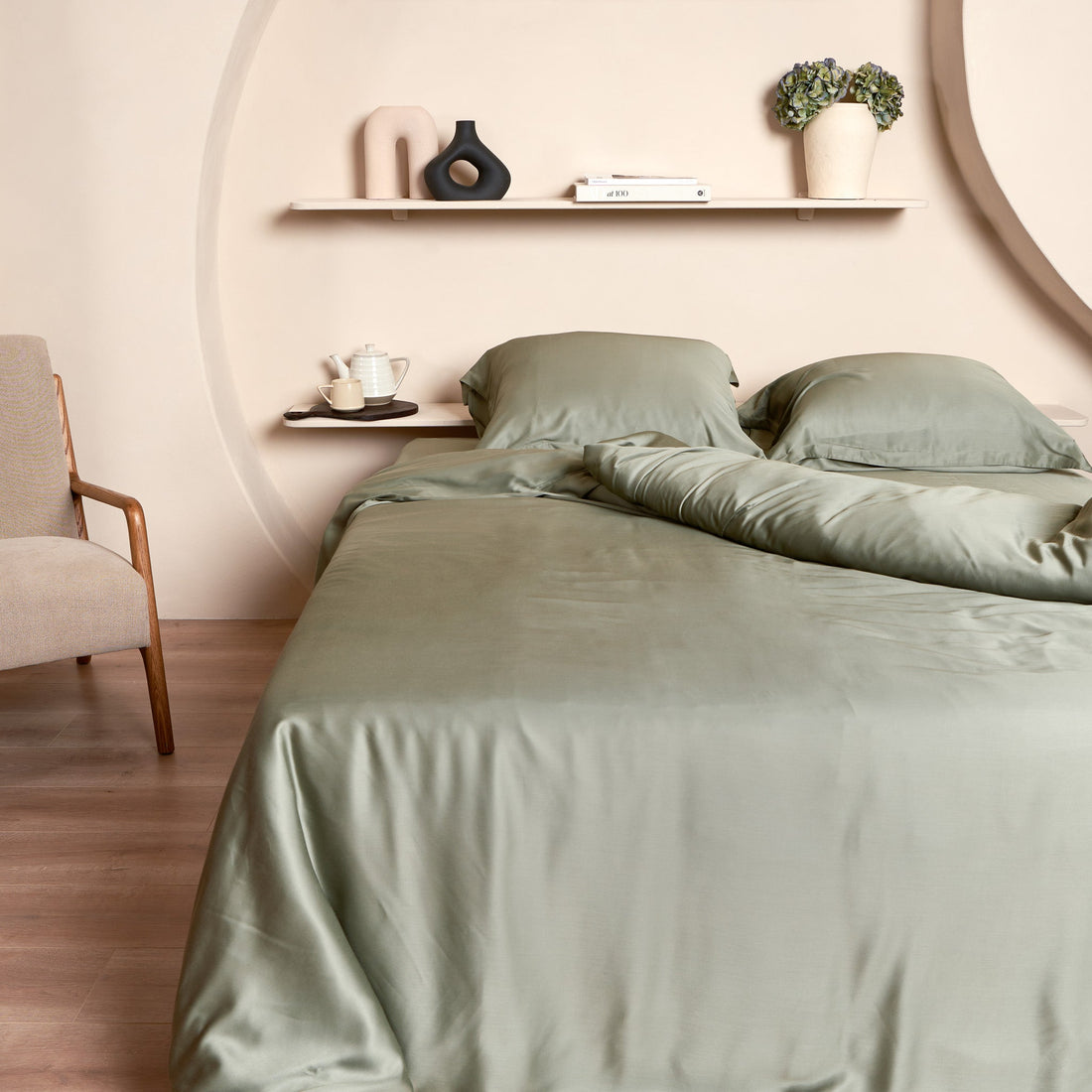 Coco & Cici - Bamboe Kussensloop 80 x 80 cm - Kussenhoes - Olijfgroen - 100% Eco Bamboe - Volant 2 cm - 1 stuk
