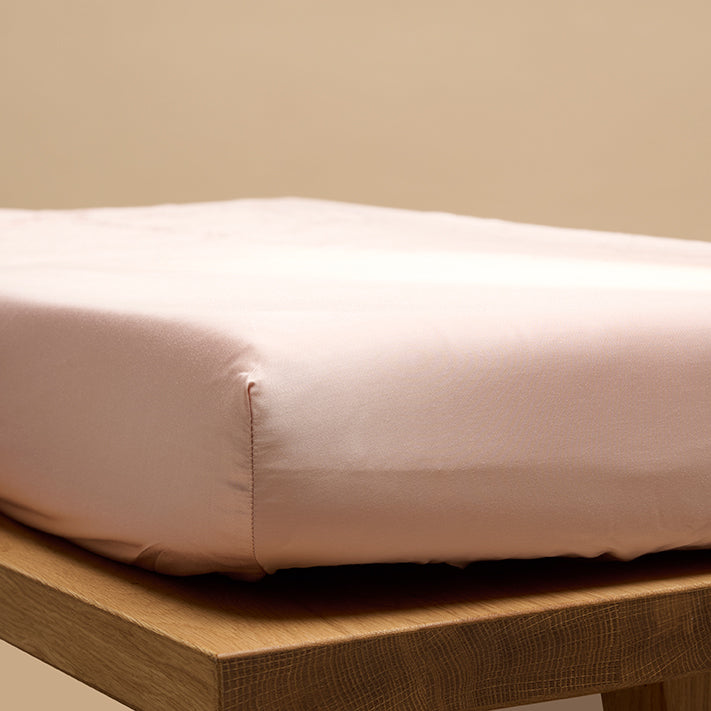 Coco & Cici - Eco Bamboe Hoeslaken Powder peach - 90x200x30