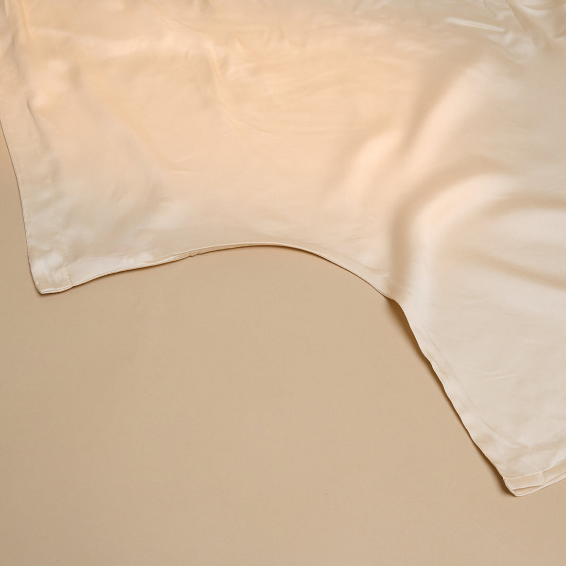 Coco & Cici - TENCEL Sateen Dekbedovertrek Wit Zand | + 1 kussensloop 60x70